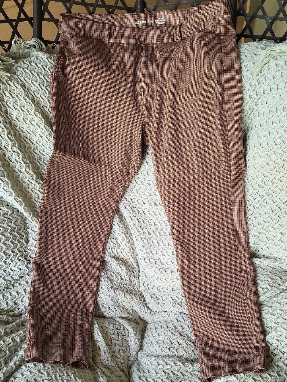 High Rise Pixie Pants - Gold Houndstooth - Picture 4 of 8